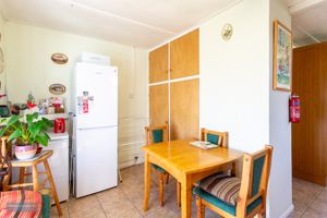 Kitchen/Diner- click for photo gallery